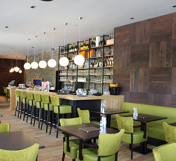 Inrichting horecazaak Scheldezicht Antwerpen 01