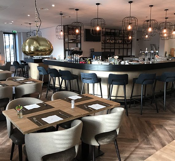 Horeca inrichting restaurant NH Den Haag